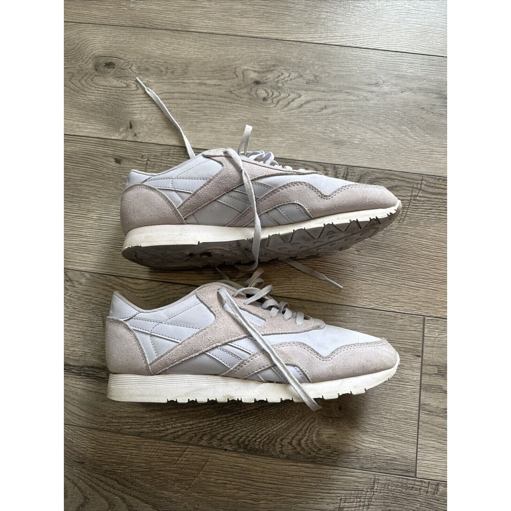 Womens US Size 8 1/2 Reebok Classic Lavender Glitter Sneakers 1Y3001