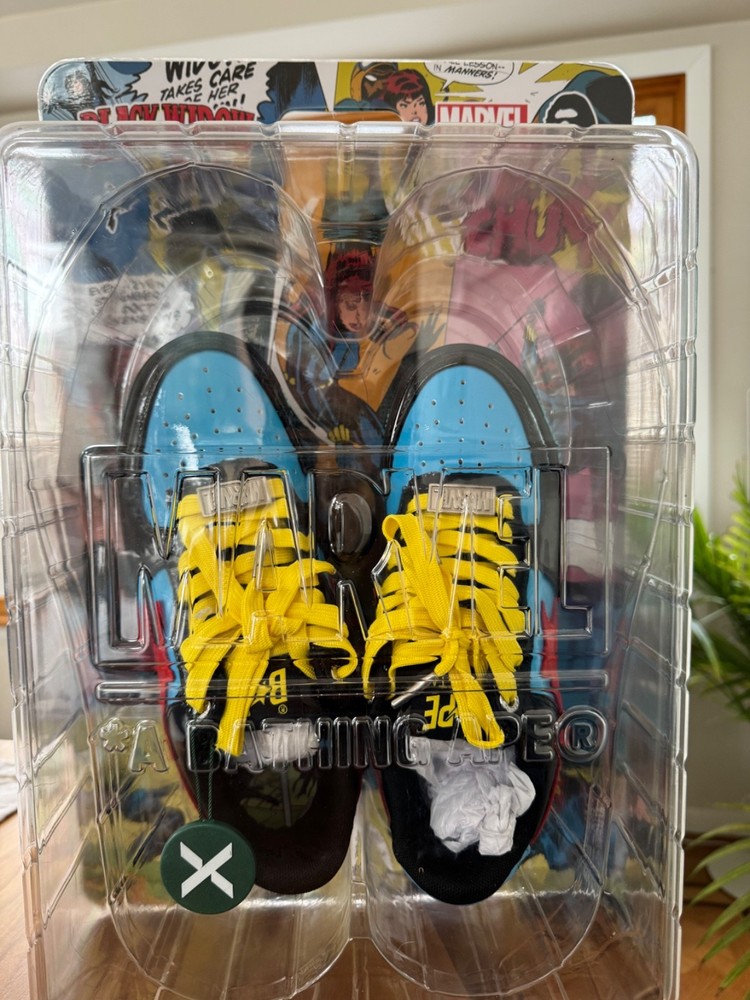 Size 5 - A Bathing Ape Marvel x Bapesta Black Widow