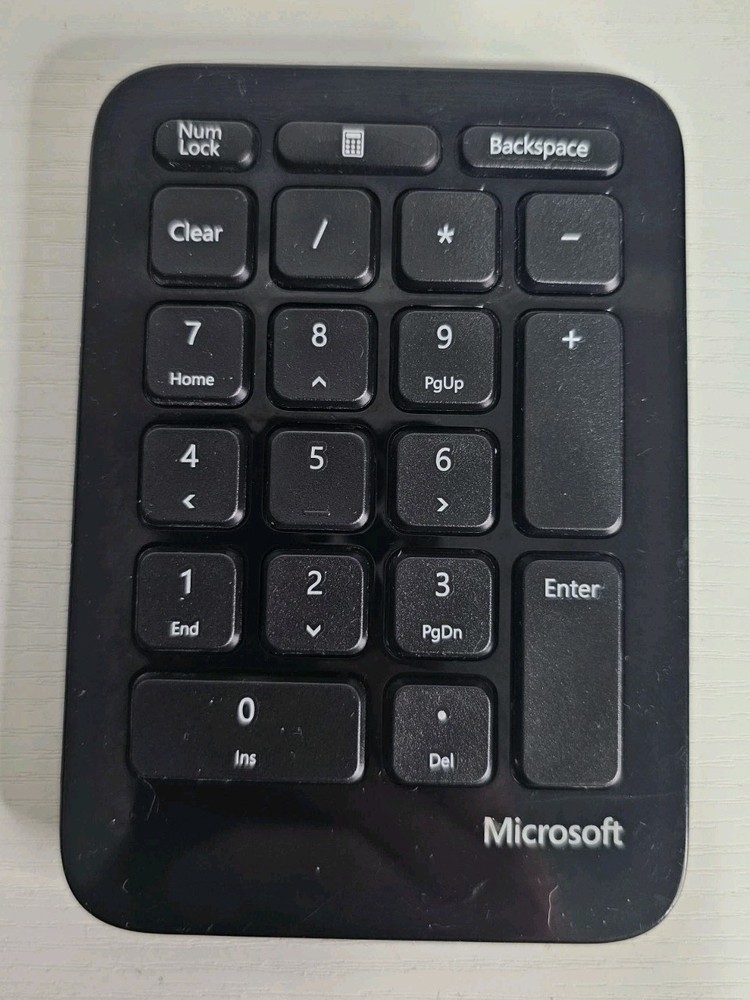 Sculpt Ergonomic Bluetooth Numeric Keypad by Microsoft 1558