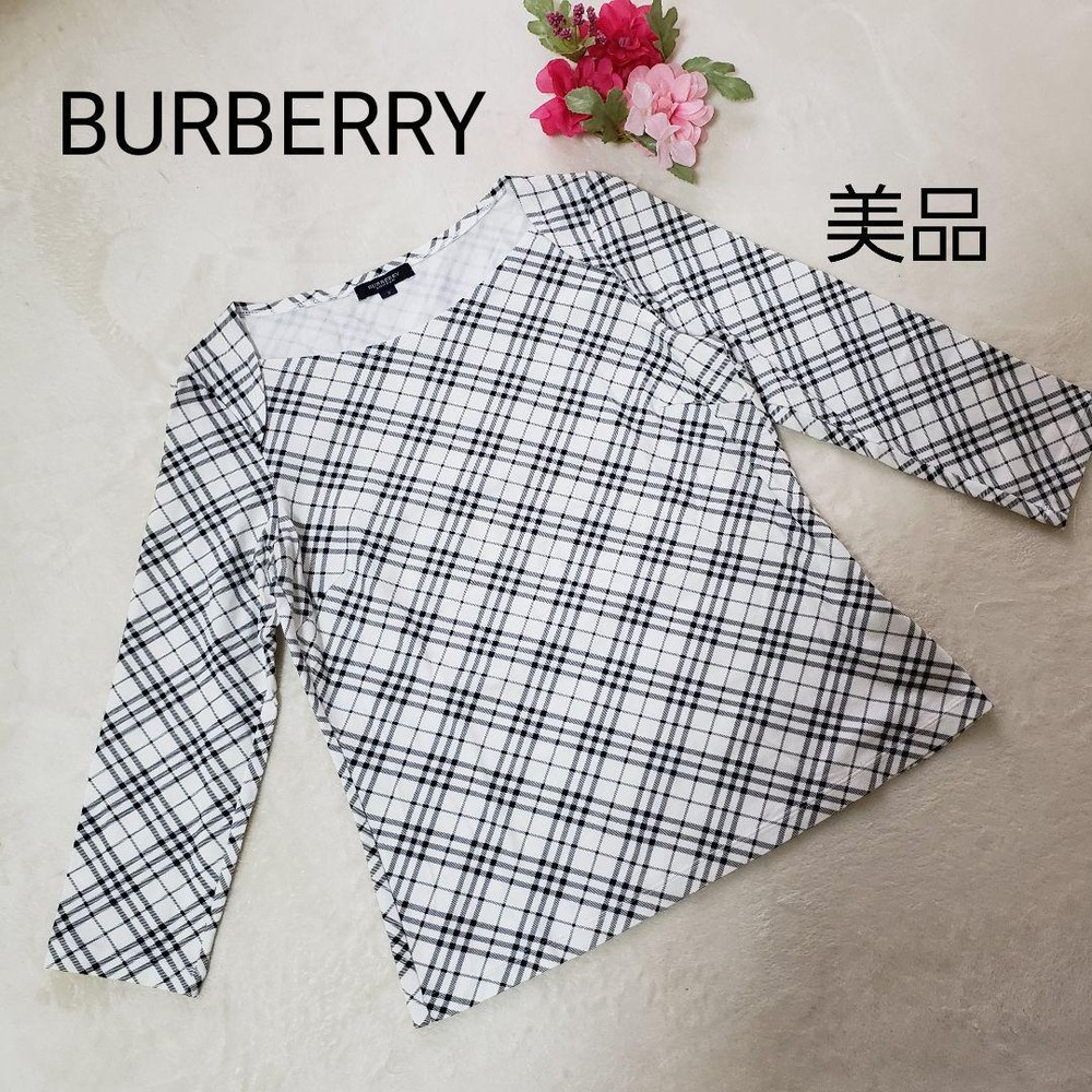 Burberry London Check Micro Nova Square Cut T-Shirt Size M - Excellent Condition