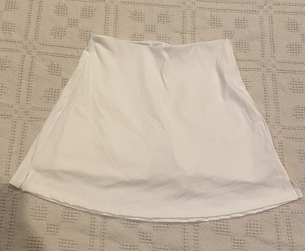 Ododos White Athletic Skort for Tennis Golf Athleisure Comfort Size M