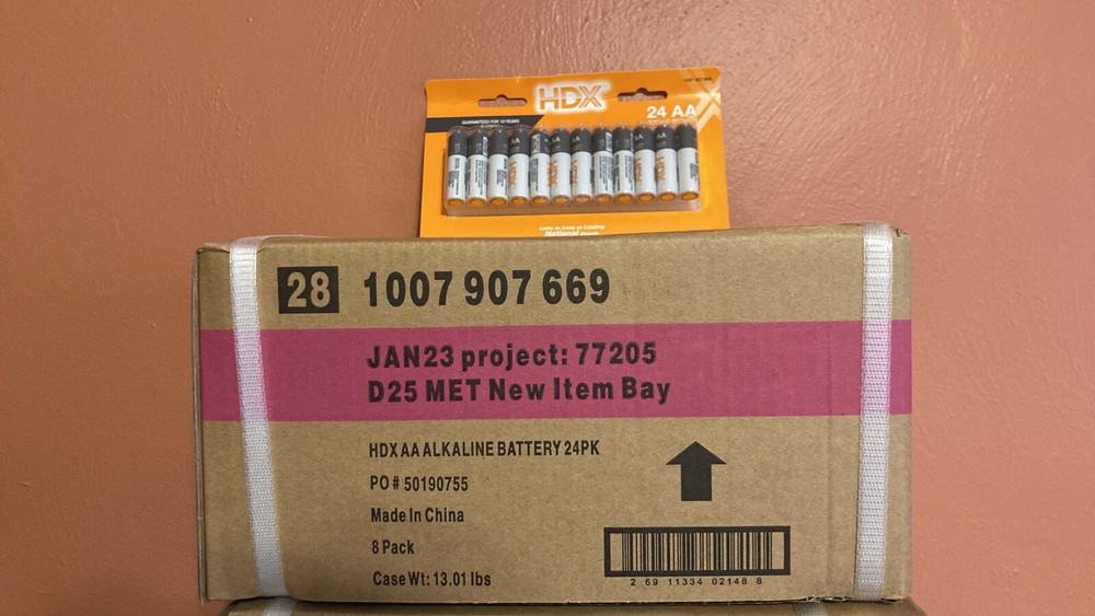 HDX Alkaline Batteries AA 1 Box (8 24 Packs ) 192 Total Good for 10 years NEW-image