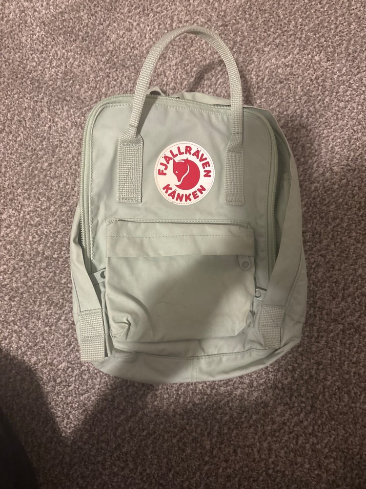 fjraven backpack mint color size small never worn in very well condition