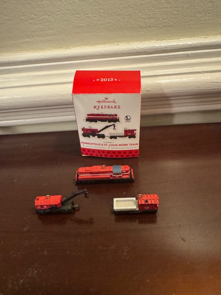 2013 Hallmark Keepsake: Lionel Minneapolis & St. Louis Work Train Ornament w/Box