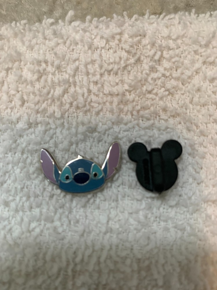 Disney Pin - mini Stitch head