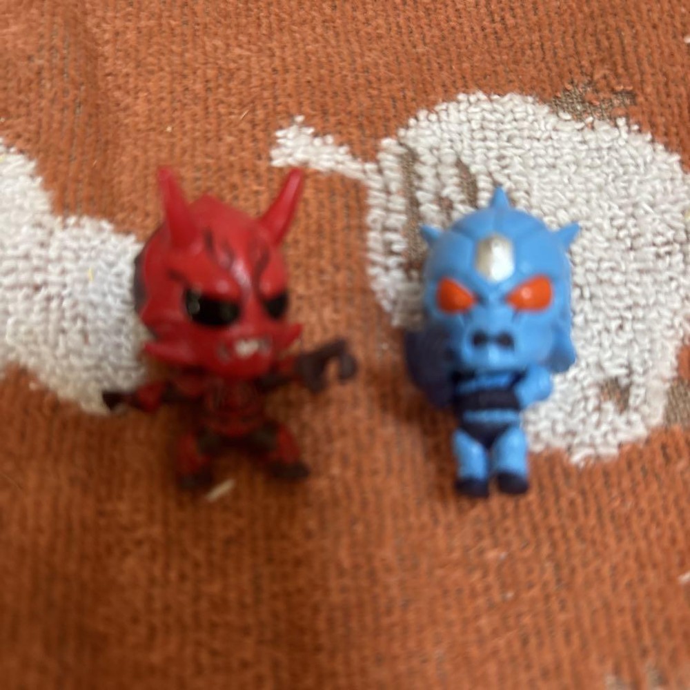 Kamen Rider Red & Blue Mini Collectible Figure - Pre-Owned