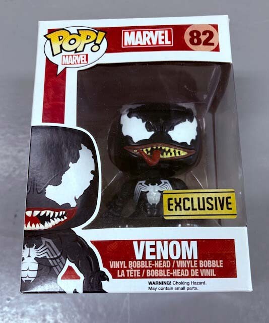 New Funko Pop Marvel 82 Venom Vinyl Figure Walgreens Exclusive Vaulted