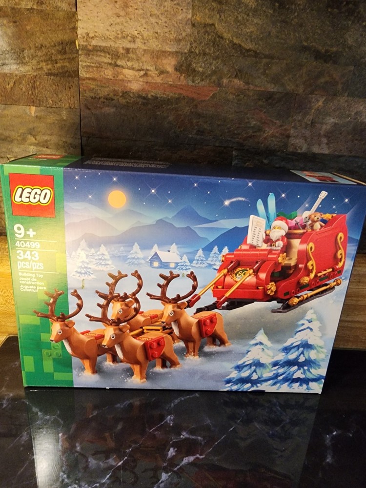 LEGO Santa's Sleigh Christmas Toy Set with Reindeer & Santa Figurine 40499