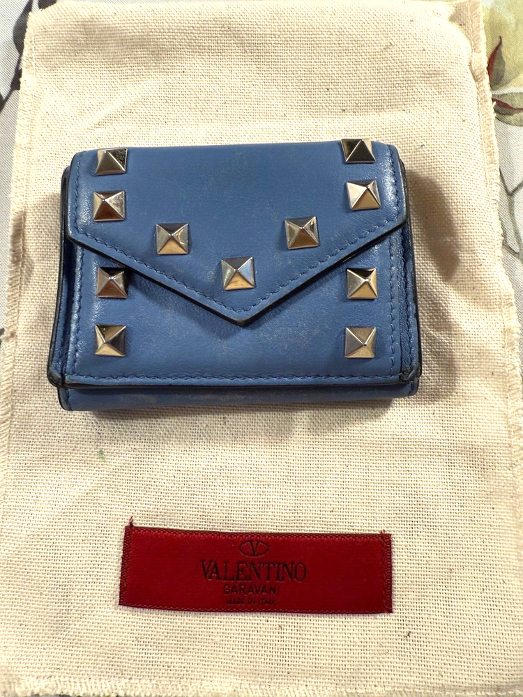 Valentino Authentic Studded Blue Leather Small Wallet Preowned  