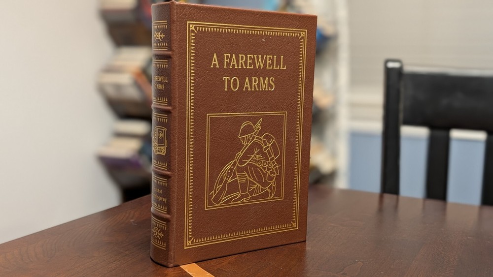 Easton Press A Farewell to Arms Ernest Hemingway 100 Greatest Books Leather Bound Collector's Edition