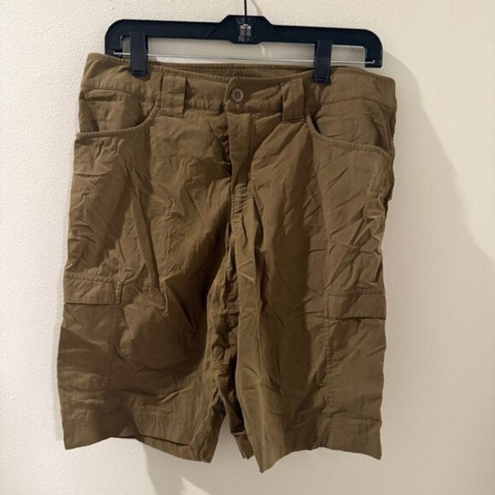Arc'teryx Men's Tan Casual Cargo Shorts - Size 32