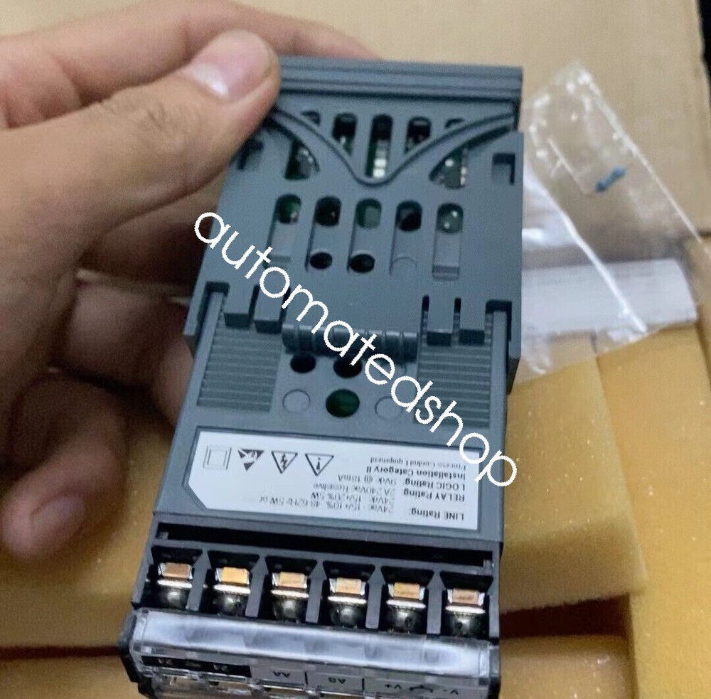 1pc NEW 2132i Temperature Controller Shipping DHL or FedEX