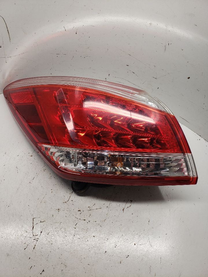 Driver Tail Light 4 Door Quarter Panel Mounted Fits 11-14 MURANO 1355292