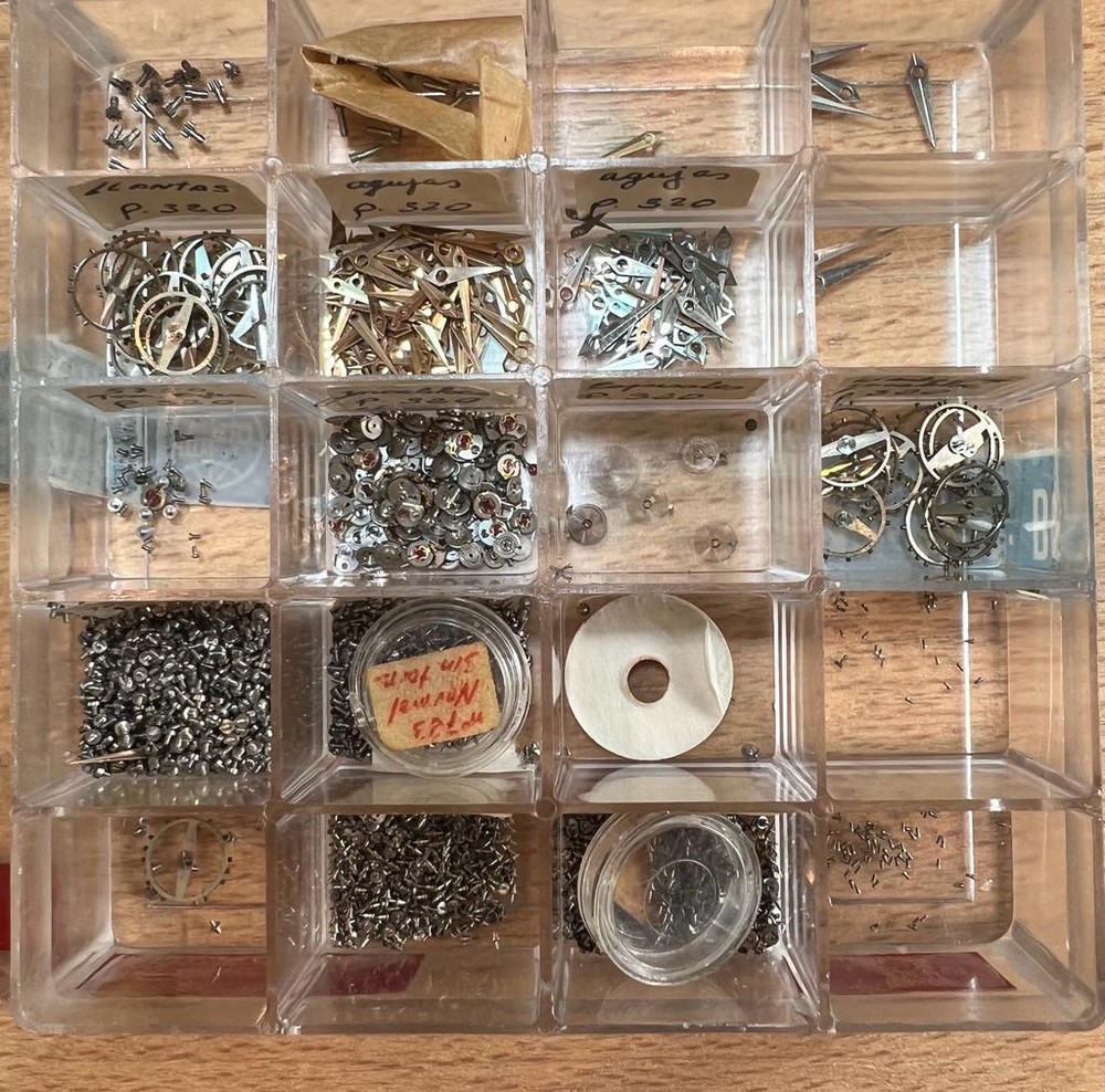 NOS Peseux 320 Vintage Watch Replacement Parts 1 PC New