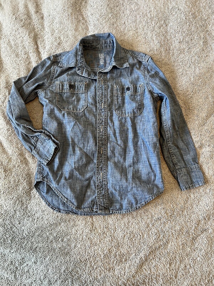 Excellent Condition GAP Kids Boys Size Small Button Down Denim Long Sleeve