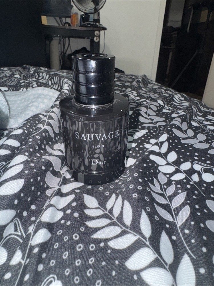 Christian Dior Sauvage Elixir Spray Men, 2.0 oz (60 Ml)