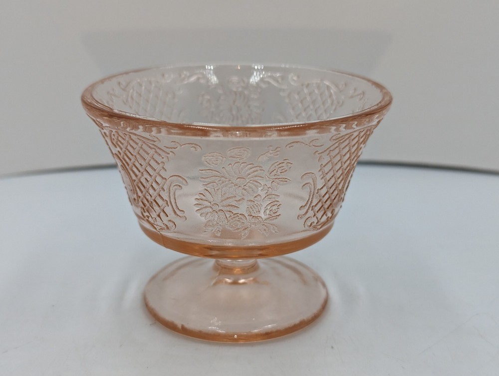 Federal Glass Normandie Pink Glass Bouquet & Lattice Footed Sherbet Dessert Cup