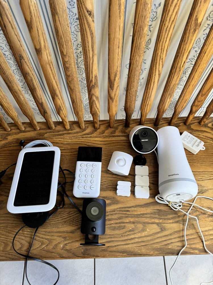 SimpliSafe Wireless Home Security Kit With Outdoor And Indoor Cameras