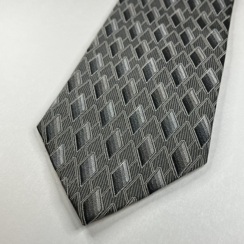 Pierre Cardin Necktie Tie Neckwear Silver Diamond 57”L x 4”W Great Condition