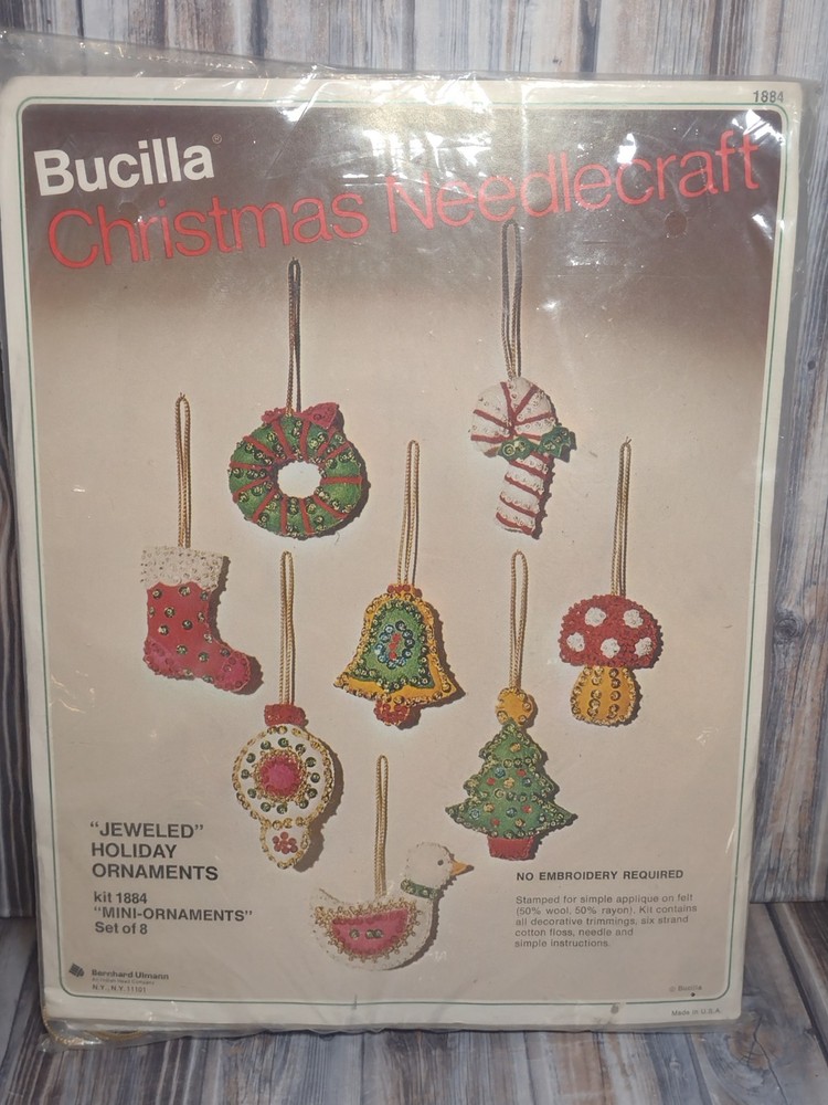 Bucilla Christmas Needlecraft Jeweled Holiday Ornaments Kit Mini Ornaments 1884