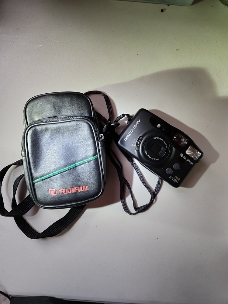 Fujifilm Discovery 270 Zoom Date 35mm Camera Point and Shoot Panorama