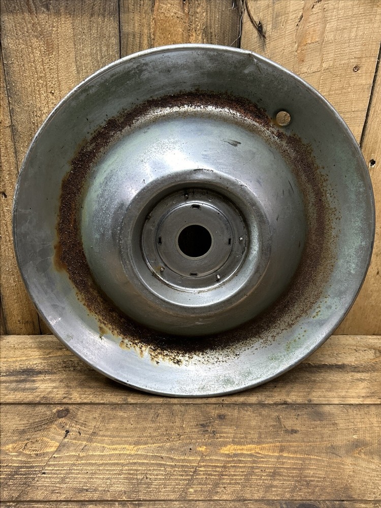 1947 48 49 50 51 52 Cadillac Sombrero Hubcap Wheel Cover