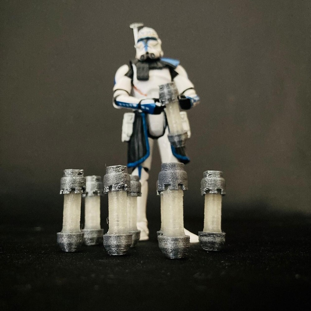 8x Kyber Crystals for 3.75 in (1:18) Figure Diorama