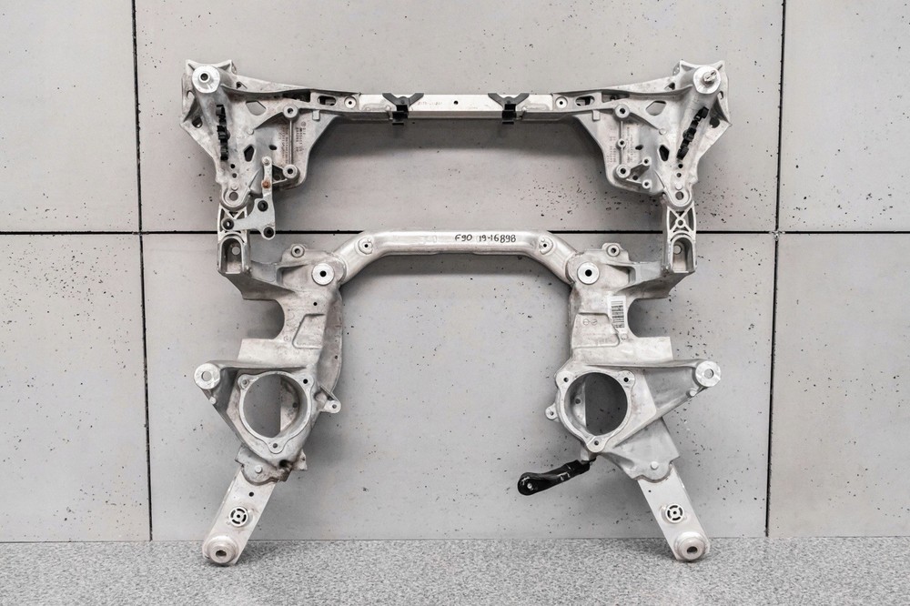 BMW M5 G30 G12 G15 F90 F92 Front Axle Support Subframe Crossmember  AWD OEM