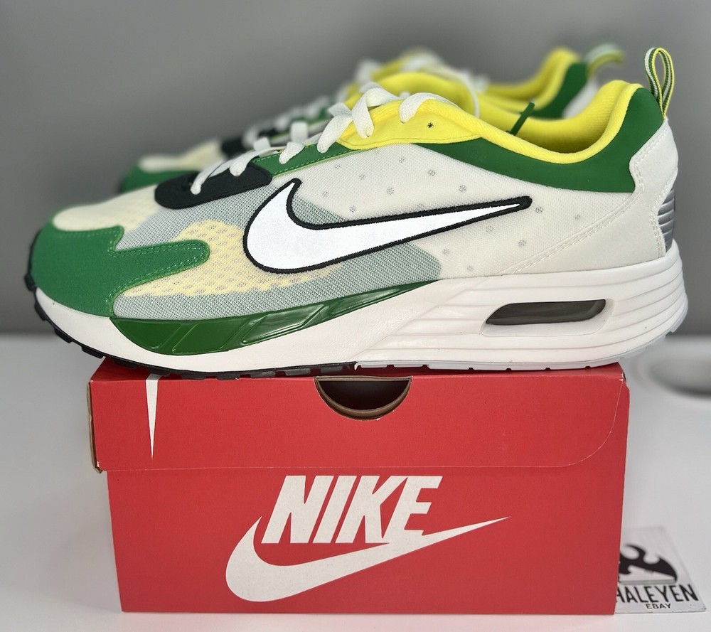 Nike Air Max Solo NCAA Size 9 Oregon Ducks Edition