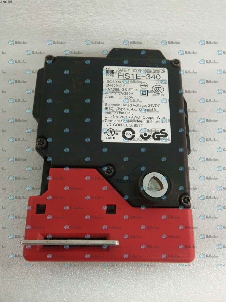 1PCS Used   HS1E-340 safety switch #A6-4
