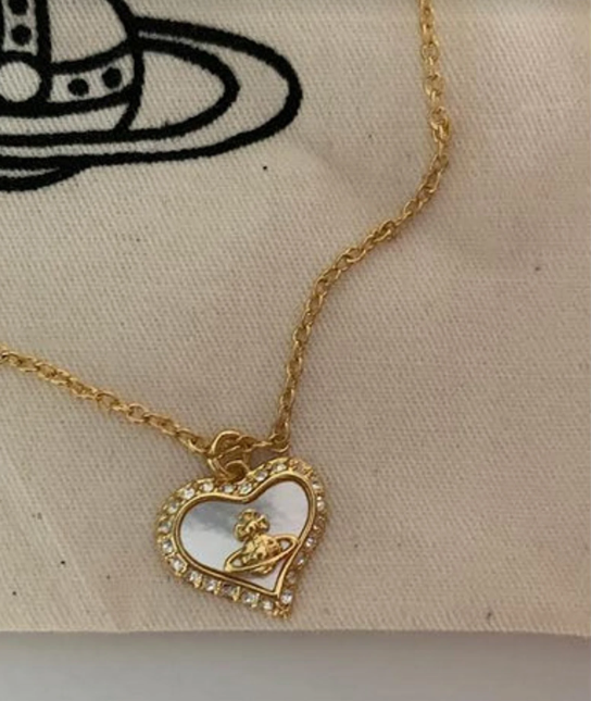 Vivienne Westwood Gold Tone Mother Pearl Saturn Heart Necklace New in Box