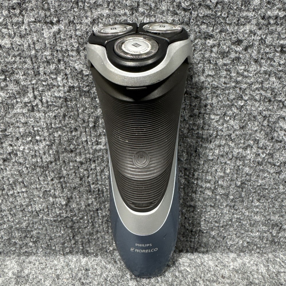 Philips Norelco PT861 PowerTouch Electric Rechargeable Razor