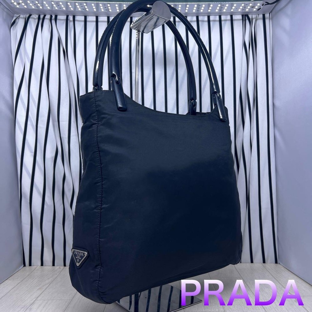 Prada A4 Storage Shoulder Bag in Saffiano Leather with Detachable Strap