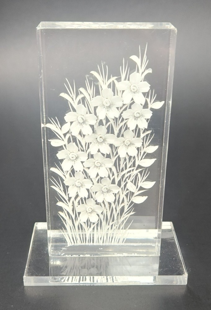 Reverse Carved Lucite Acrylic Flower Paperweight Vintage 4