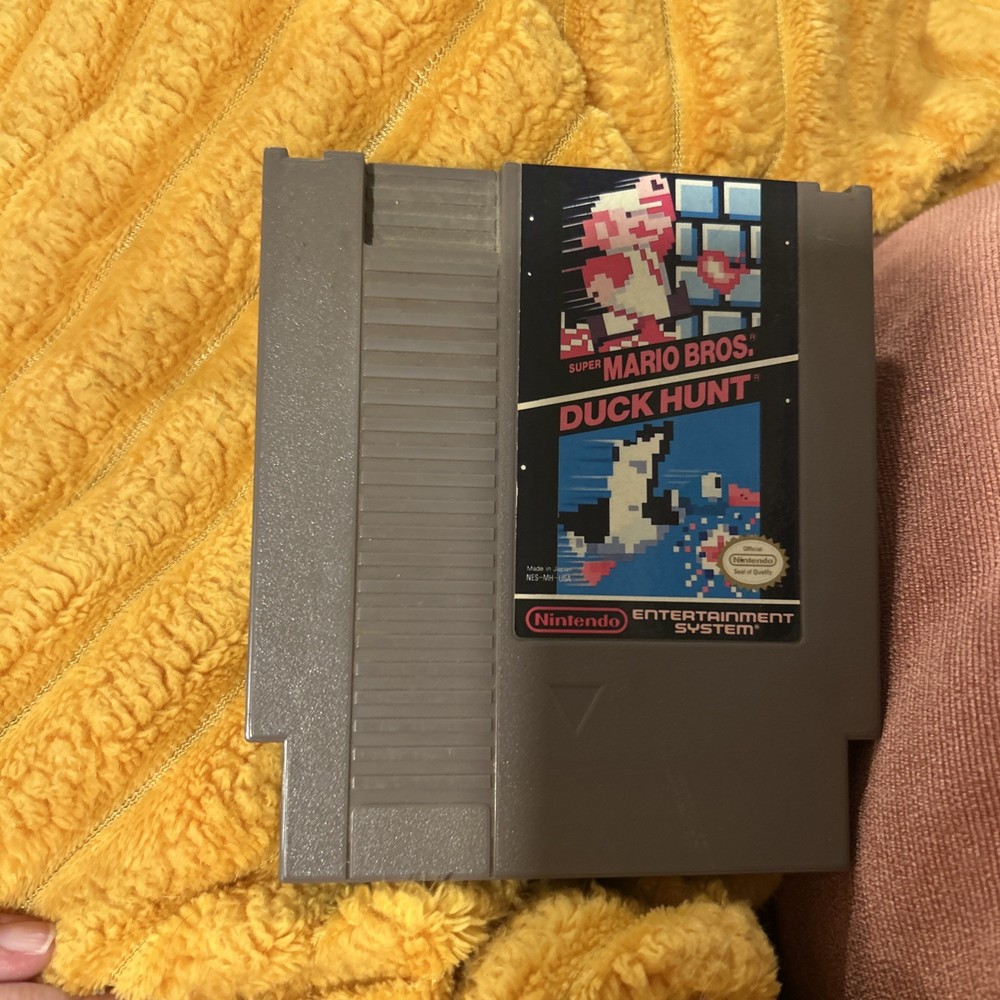 Authentic Super Mario Bros Duck Hunt Nintendo Game Cartridge NES-MH-USA 1985