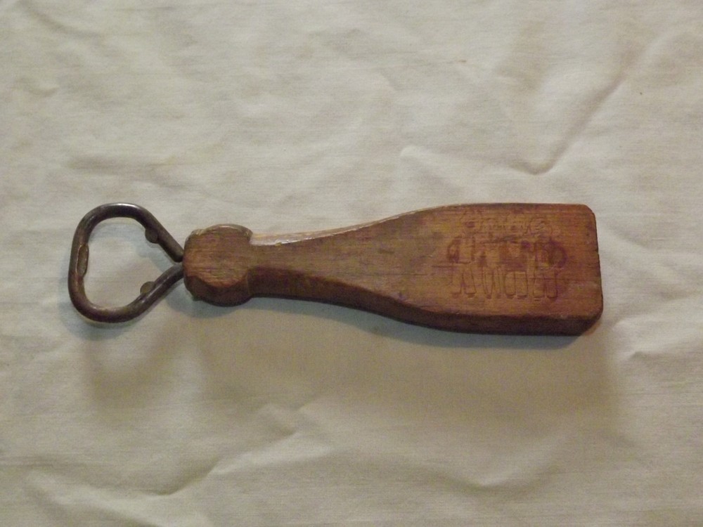 VINTAGE SEATTLE WASH WASHINGTON WOOD METAL BEER BOTTLE OPENER