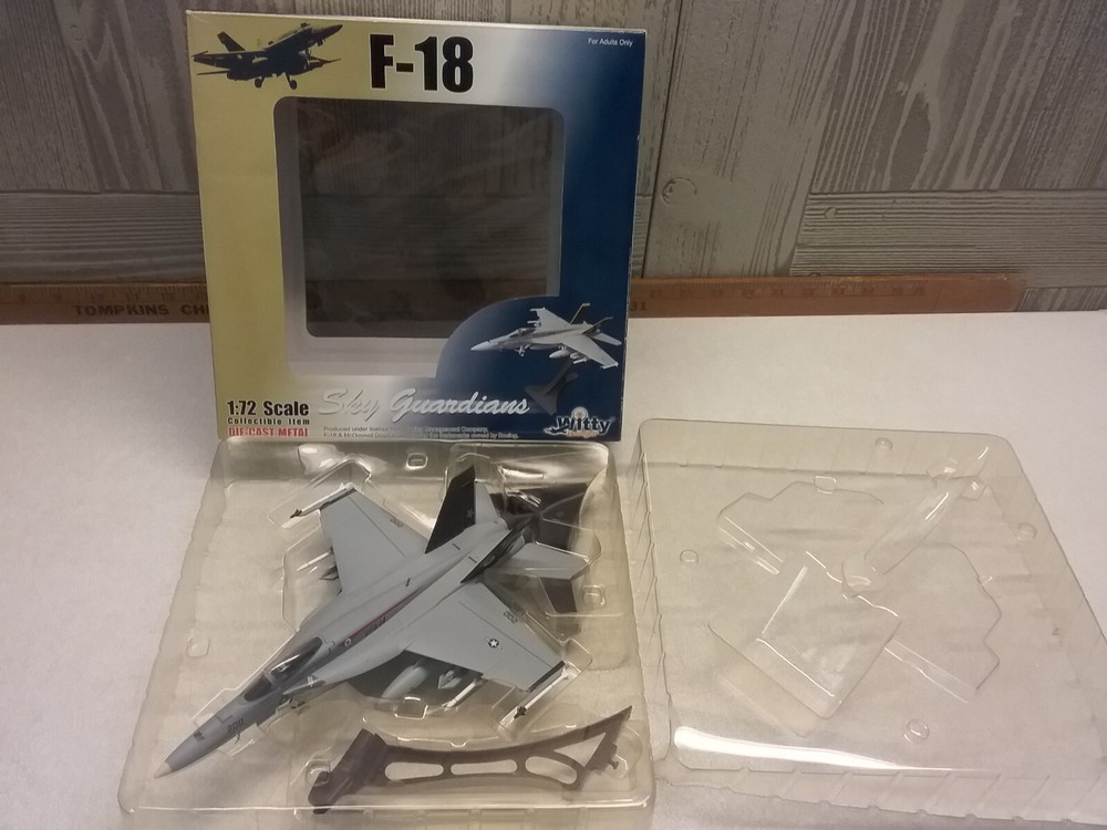 Witty Wings 1:72 007-003 Sky Guardians F/A-18 VFA-14 Tophatters