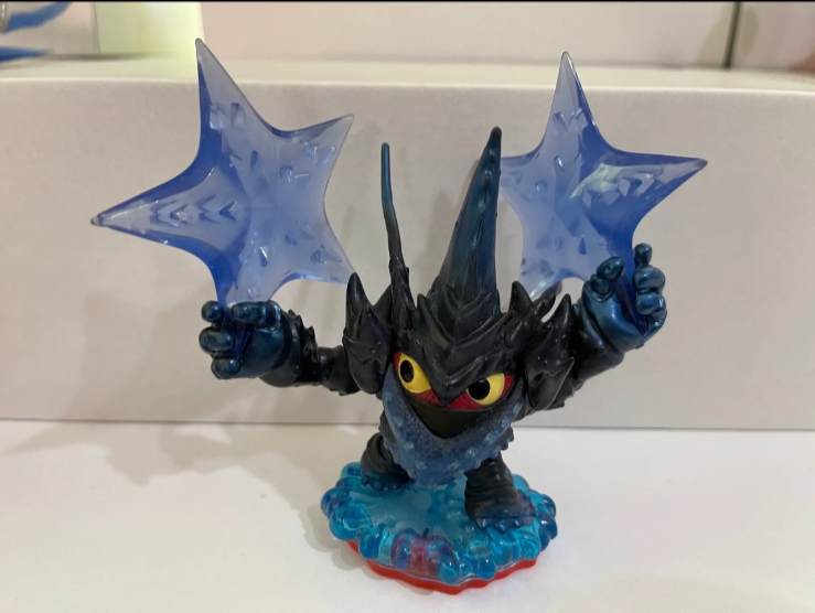 Skylanders Trap Team TRAP MASTER LOBSTAR WATER ELEMENT