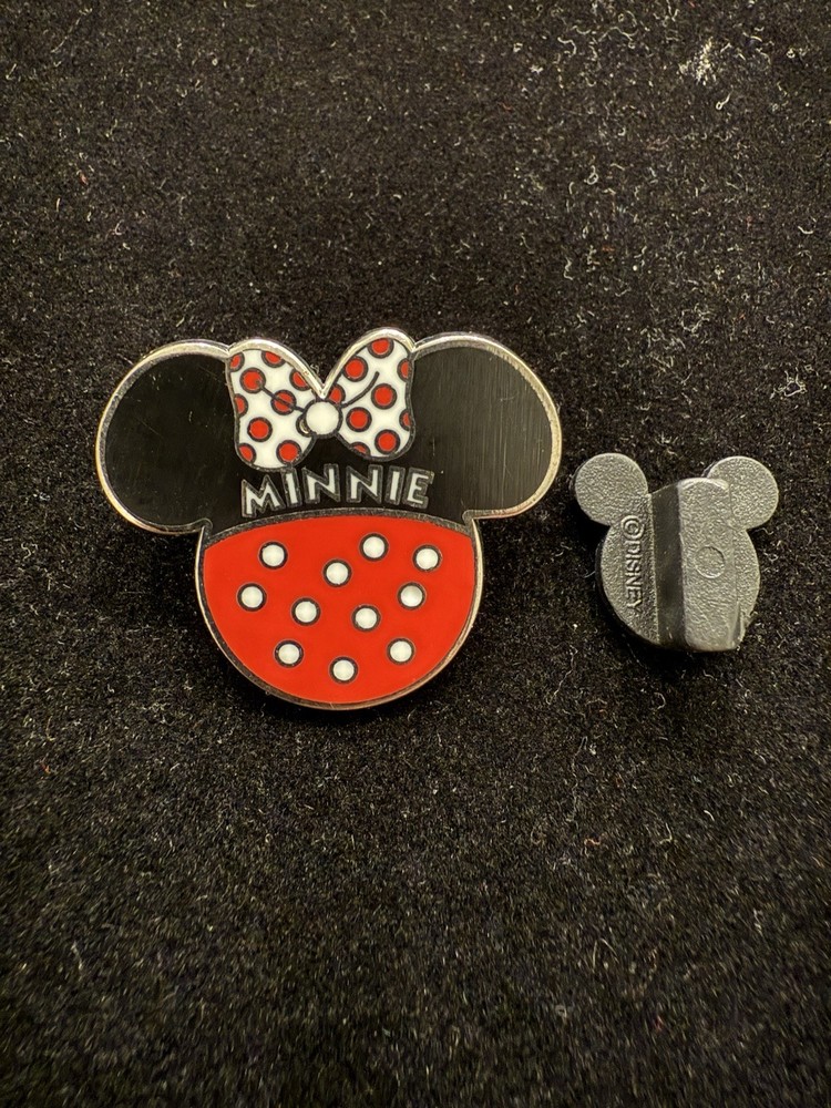 Disney 2015 Authentic Minnie Mouse Icon Collectible Pin
