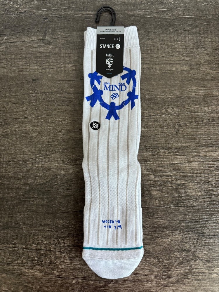 Christian Gonzalez Love Your Mind Crew Socks Mens Large 9-13 New With Tags