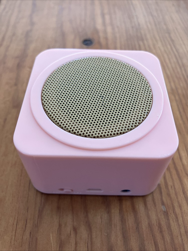 Vivitar Pink BPS C57 Bluetooth Wireless Speaker