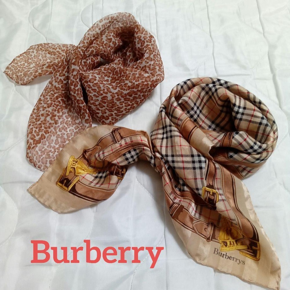 Burberrys And Others Nova Plaid Leopard Print Scarf 2 Piece Set Used Item Women
