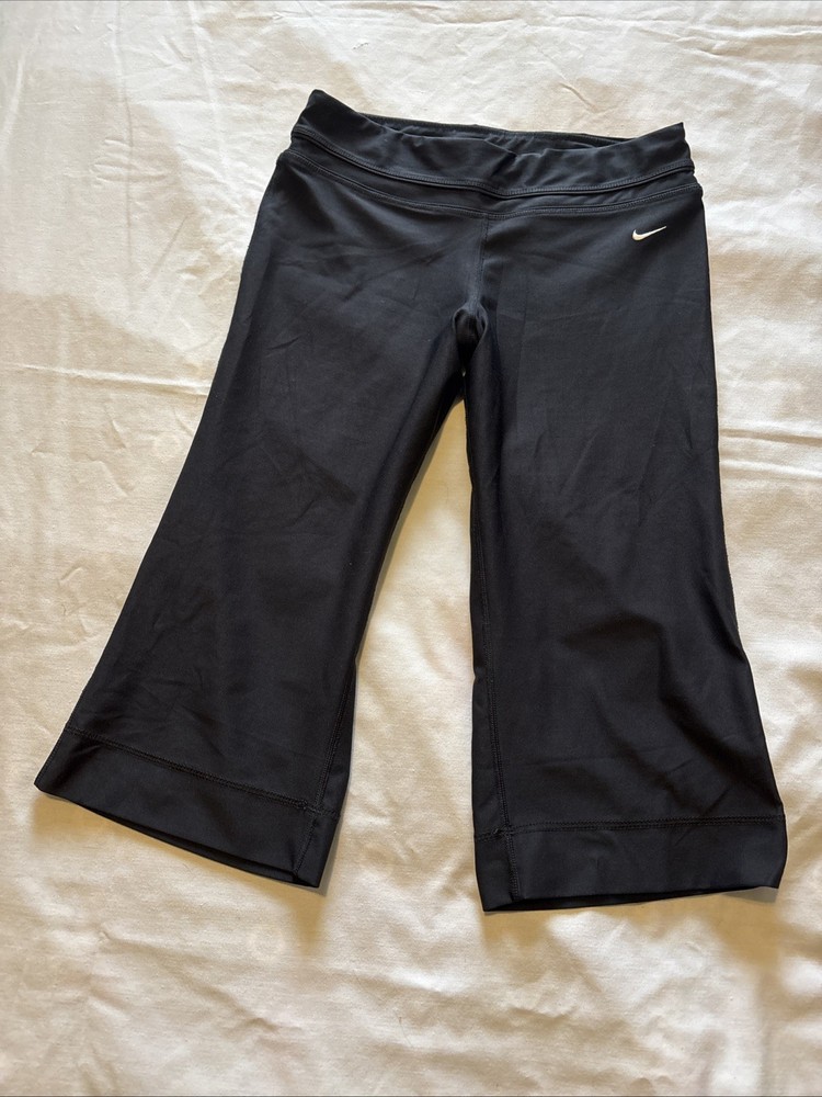 Nike Dri-FIT Compression Capri Leggings Black Medium Embroidered Design