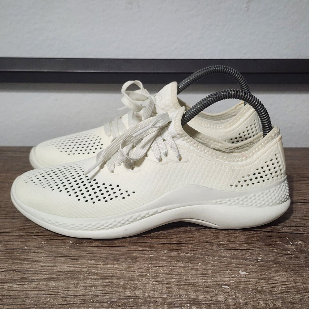 White Crocs LiteRide 360 Pacer Women’s Size 7 Athletic Shoes