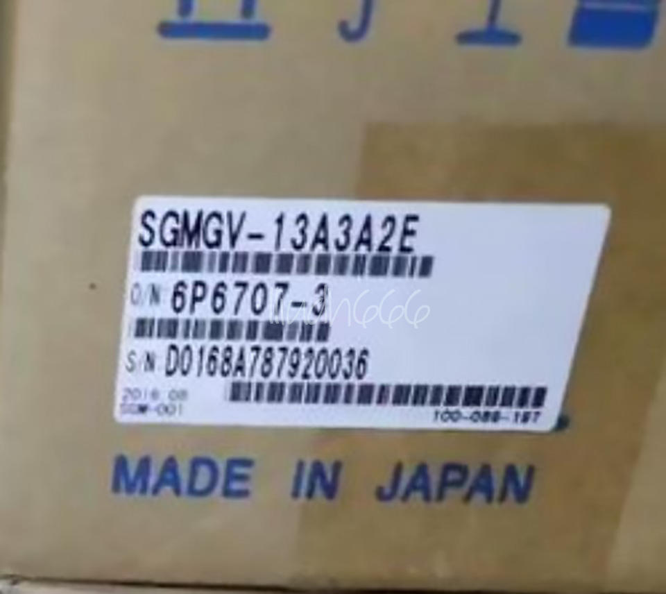 ONE NEW YASKAWA SERVO MOTOR SGMGV-13A3A2E fedex or DHL