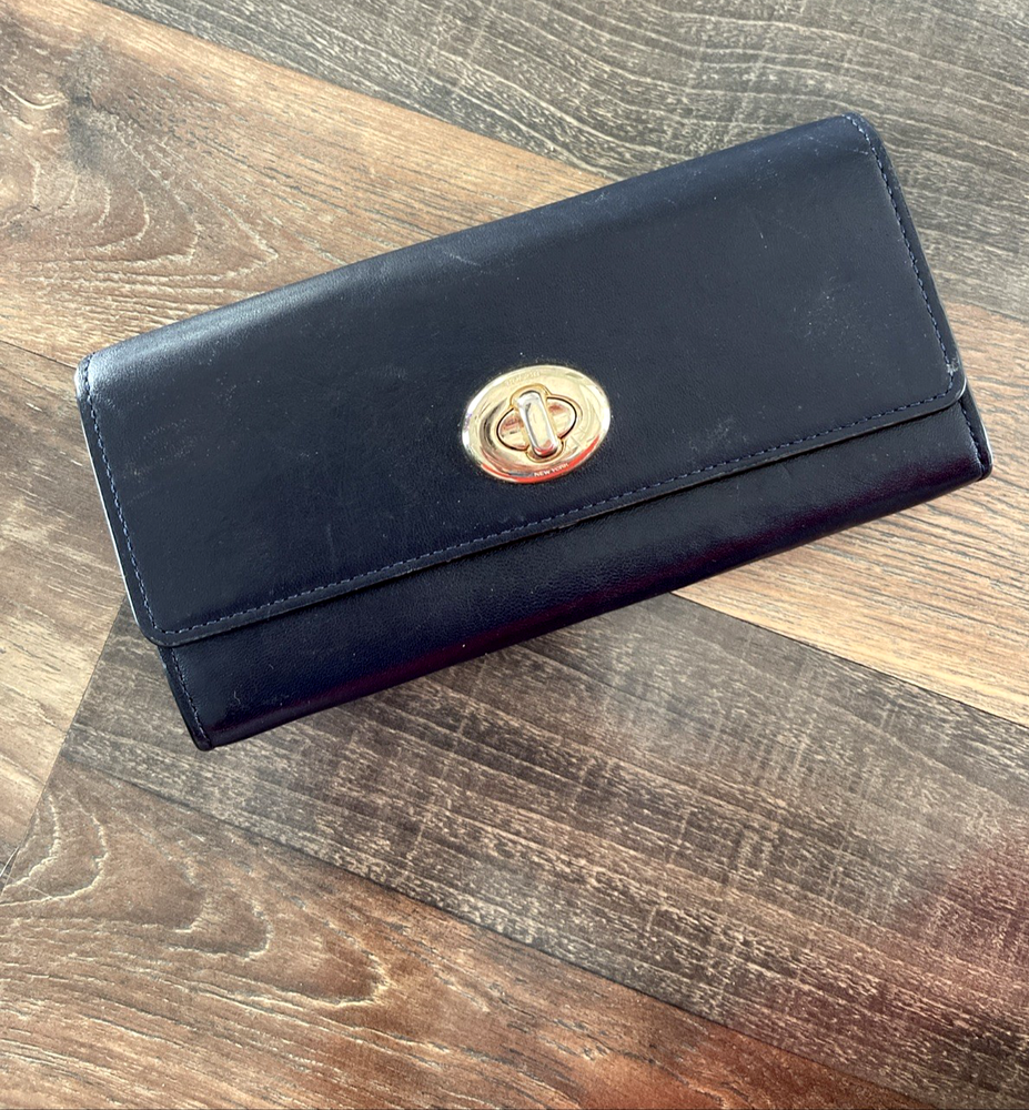 Coach New York Black Leather Turn Lock Wallet with Card Slots and Coin Pocket  