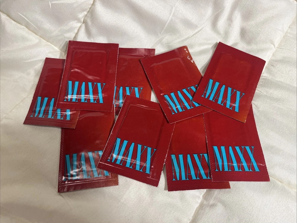 Vintage 1996 Avon Maxx Cologne Pads Discontinued 9-Pack Set