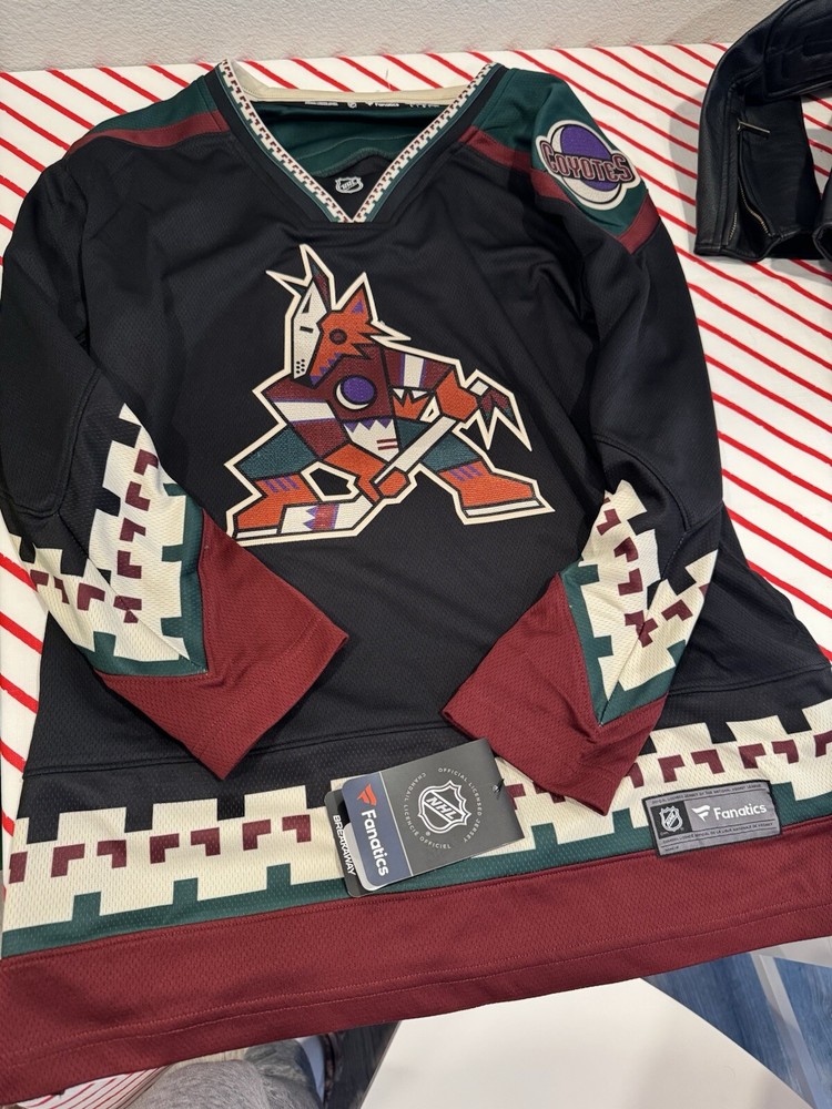 Arizona Coyotes Kachina Logo Fanatics Breakaway NHL Jersey for Women in Black
