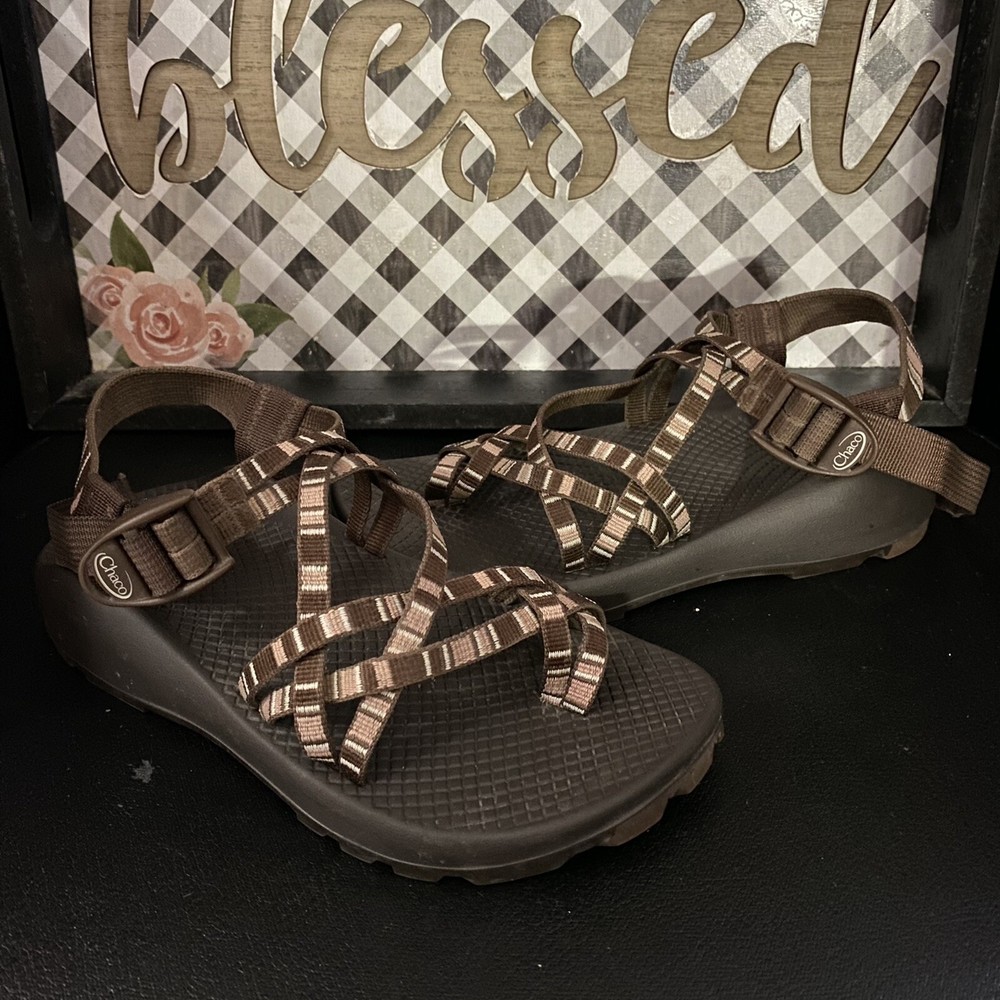 Chaco ZX2 Classic Womens Brown Sandals Size 6 Water Friendly Strap Sports GUC