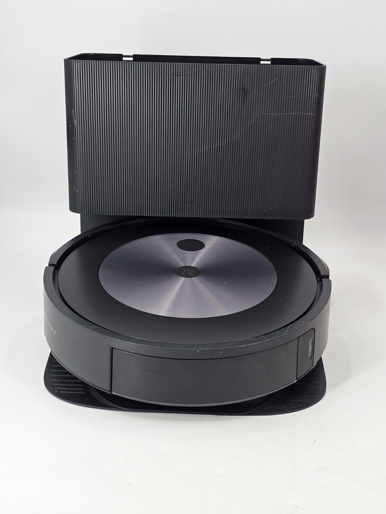 iRobot Roomba j7+ Self-Emptying Robotic Vacuum in Graphite